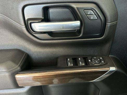Used 2021 Chevrolet Silverado 1500 RST w/ Convenience Package II RWD image 11