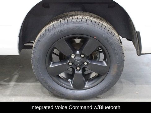 Used 2018 RAM 1500 Express w/ Express Value Package image 38