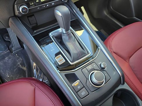Used 2025 MAZDA CX-5 Carbon Edition image 18