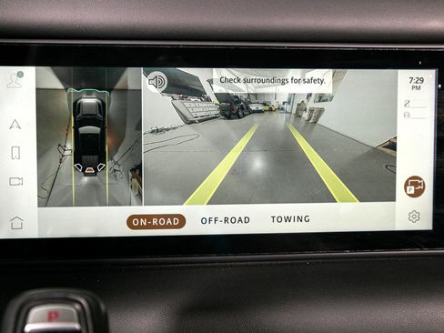 Used 2020 Land Rover Defender 110 X image 38