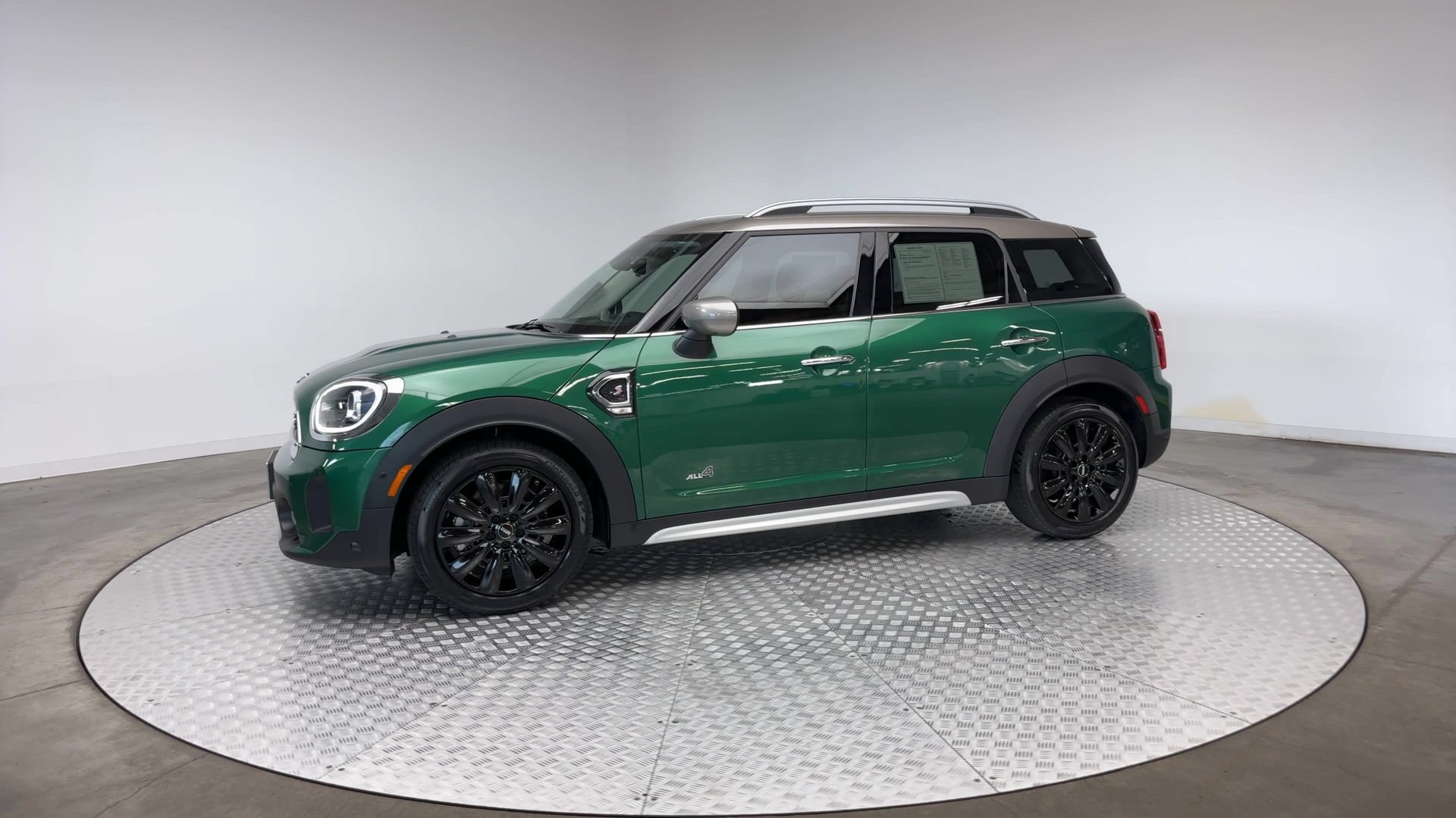 Certified 2024 MINI Cooper Countryman S AWD/4WD image 4
