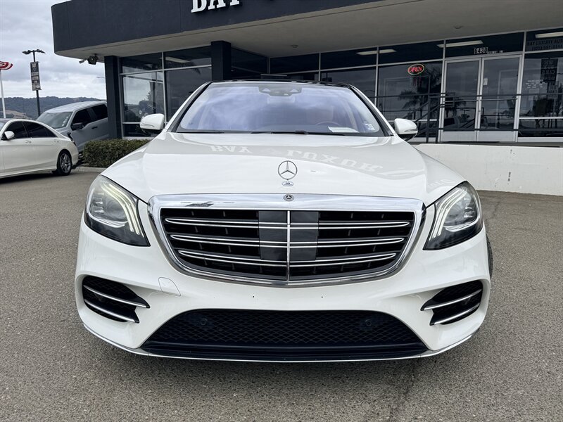 Used 2018 Mercedes-Benz S 560 Sedan image 2