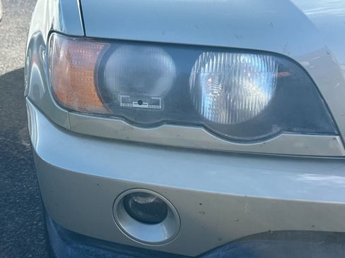 Used 2001 BMW X5 4.4i AWD/4WD image 8
