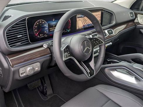 New 2026 Mercedes-Benz GLE 450 4MATIC image 3
