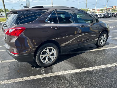Used 2020 Chevrolet Equinox LT FWD image 3