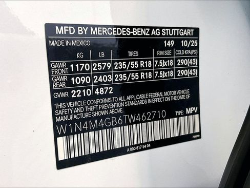 New 2026 Mercedes-Benz GLB 250 image 18