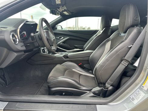Used 2023 Chevrolet Camaro SS image 9