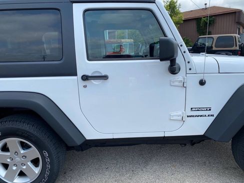 Used 2012 Jeep Wrangler Sport AWD/4WD image 40