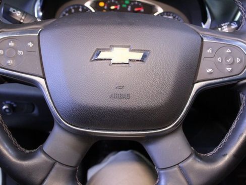 Used 2023 Chevrolet Traverse LT image 22