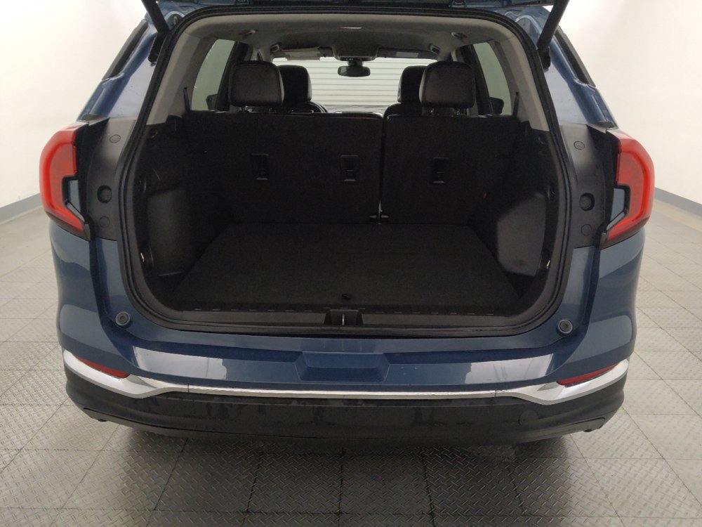 Used 2024 GMC Terrain SLT AWD/4WD image 29