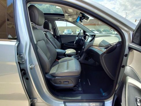 Used 2017 Hyundai Santa Fe FWD w/ Cargo Package image 46