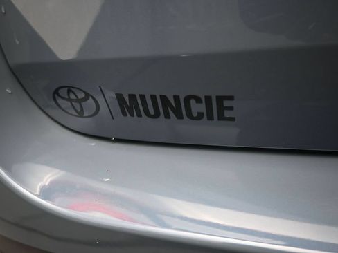 Used 2026 Ford Explorer Active AWD/4WD image 29