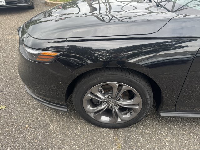 Used 2023 Honda Accord EX image 10