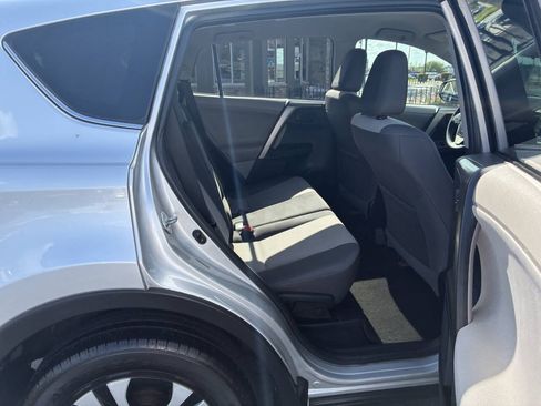 Used 2013 Toyota RAV4 LE AWD/4WD image 24