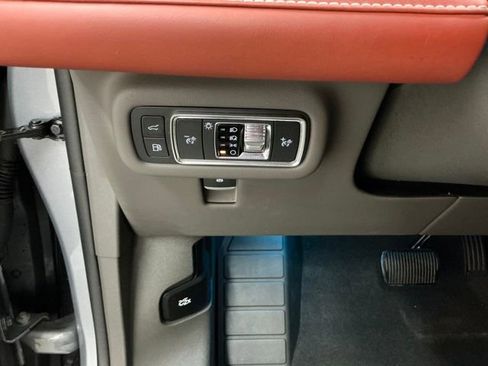 Used 2024 Lincoln Nautilus Black Label AWD/4WD image 19