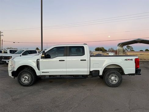 Used 2023 Ford F250 XL w/ XL Off-Road Package image 4