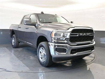 Used 2024 RAM 2500 Tradesman w/ Chrome Appearance Group