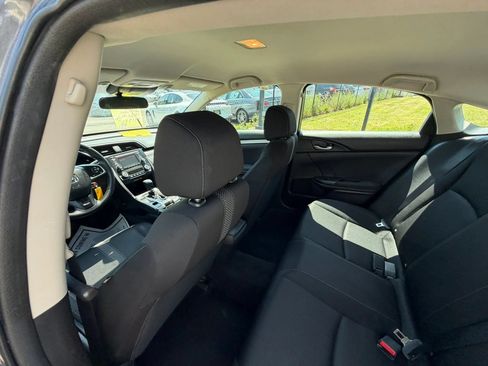 Used 2019 Honda Civic LX image 18