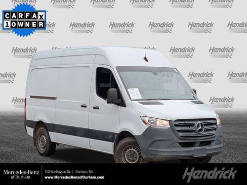Used 2021 Mercedes-Benz Sprinter 1500 image 1