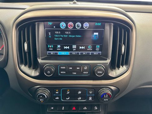 Used 2017 Chevrolet Colorado Z71 AWD/4WD image 24