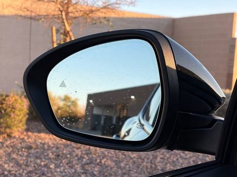 Used 2022 Alfa Romeo Stelvio Veloce image 26