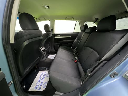 Used 2011 Subaru Outback 2.5i AWD/4WD image 24