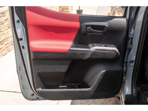 Used 2021 Toyota Tacoma SR5 w/ Blackout Package (TMS) AWD/4WD image 16