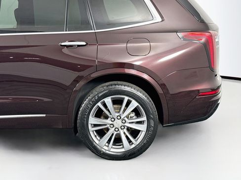 Used 2020 Cadillac XT6 Premium Luxury AWD/4WD image 44