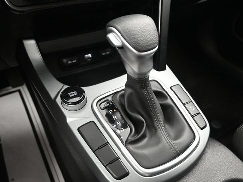 Certified 2026 Kia Seltos LX FWD image 20