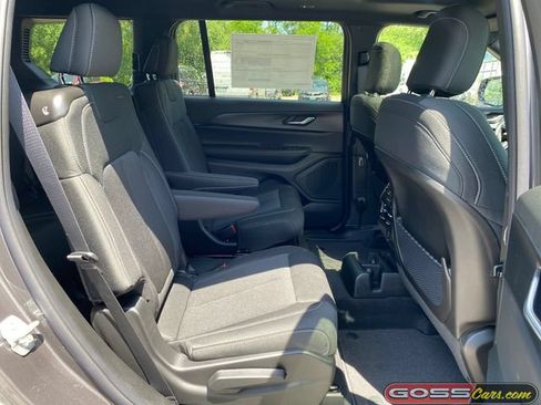 New 2026 Jeep Grand Cherokee L 4WD image 7