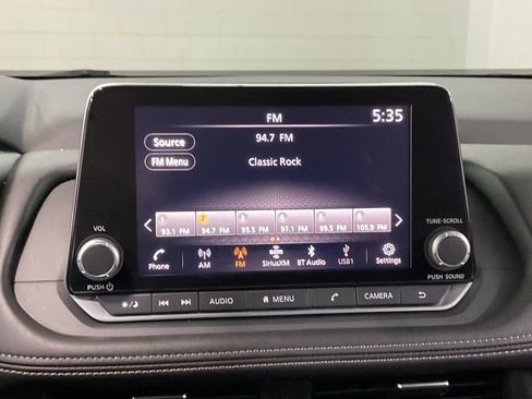 Used 2024 Nissan Rogue SV AWD/4WD image 14