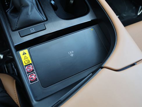 Used 2025 Lexus ES 350 w/ Premium Package FWD image 30