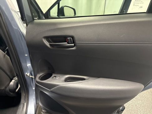 Used 2024 Toyota Corolla Cross LE image 12