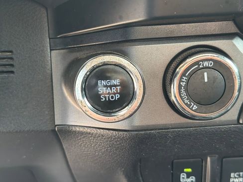 Used 2023 Toyota Tacoma TRD Pro AWD/4WD image 32