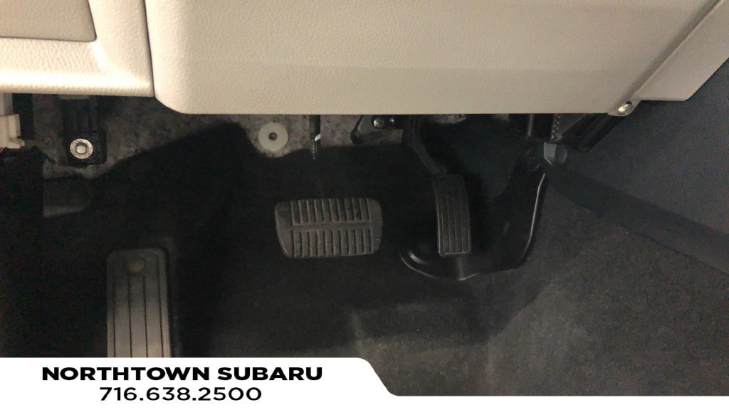 Used 2016 Subaru Forester 2.5i w/ Alloy Wheel Package AWD/4WD image 27