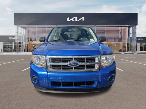 Used 2011 Ford Escape XLS w/ 101A Rapid Spec Order Code image 7