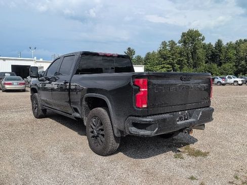 Used 2026 Chevrolet Silverado 2500 High Country w/ Midnight Edition AWD/4WD image 6