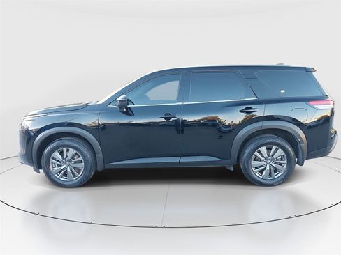 Used 2024 Nissan Pathfinder S w/ Cargo Package image 8