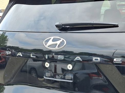 Certified 2023 Hyundai Palisade Limited w/ Cargo Package AWD/4WD image 30