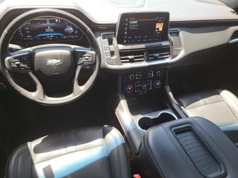 Used 2022 Chevrolet Tahoe RST w/ Luxury Package RWD image 18