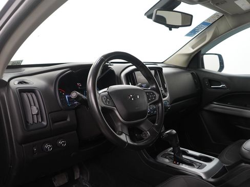 Used 2018 Chevrolet Colorado LT image 16