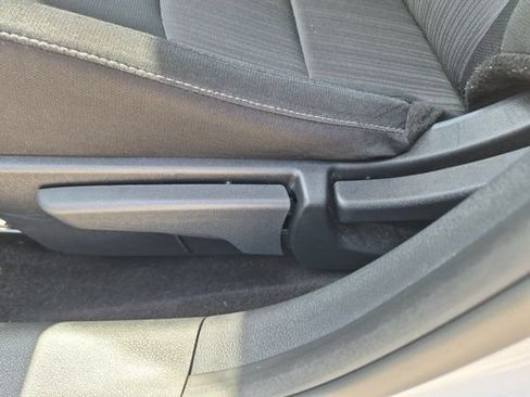 Used 2025 Nissan Sentra SV FWD image 14