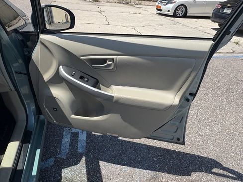 Used 2012 Toyota Prius Four FWD image 16