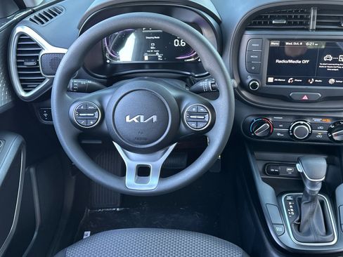New 2025 Kia Soul LX image 14