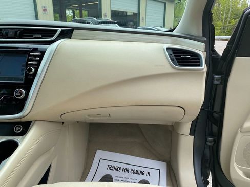 Used 2015 Nissan Murano SV image 28