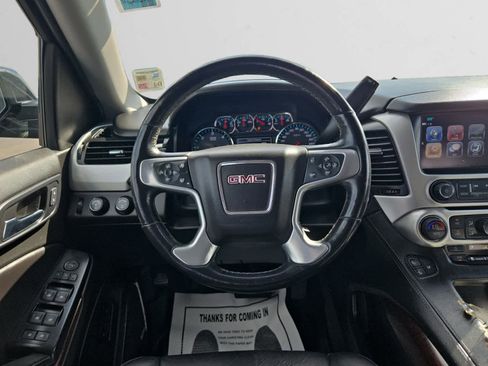 Used 2019 GMC Yukon XL SLT image 12