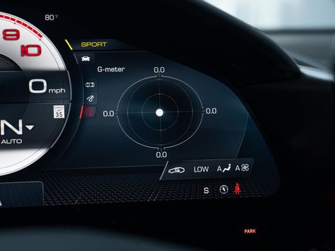 Used 2024 Ferrari Roma Spider RWD image 43