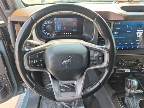 Used 2021 Ford Bronco Outer Banks AWD/4WD image 16