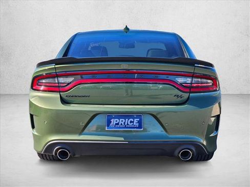 Used 2020 Dodge Charger R/T w/ Blacktop Package image 6