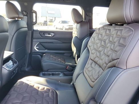 New 2026 Nissan Armada Platinum Reserve image 6